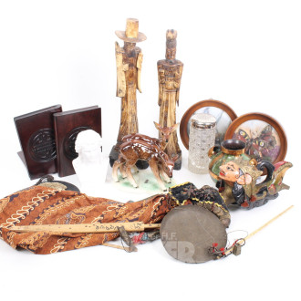 Posten Dekorationen u. Hausrat, best. aus: