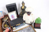 Posten Dekorationen: Figuren, Bilder, alte Schlösser etc.