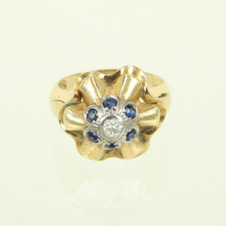 Damenring, besetzt mit 1 Brillanten und 6 kl. Saphiren