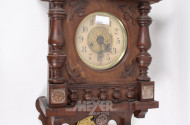 Wanduhr im Gründerzeitstil, Mahagoni, mit gr. Rundpendel