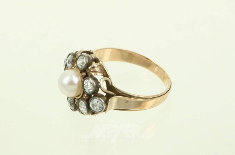 Damenring, besetzt mit 1 Perle und 8 kl. Altschliff-Diamanten