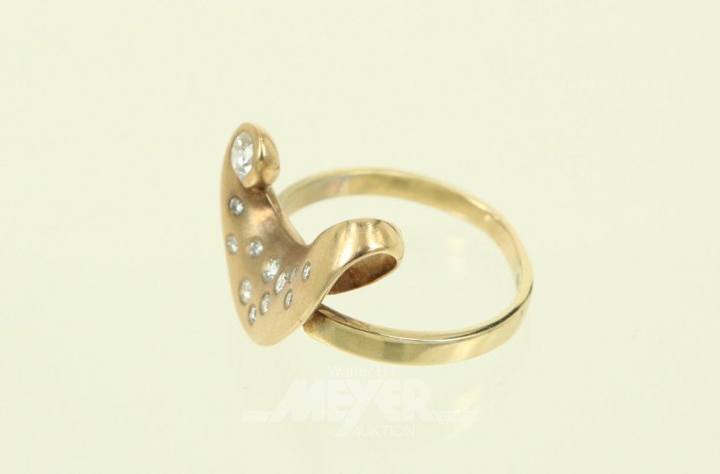 moderner Damenring, besetzt mit 12 Brillanten in versch. Größen, geschwungener Ringkopf mattiert