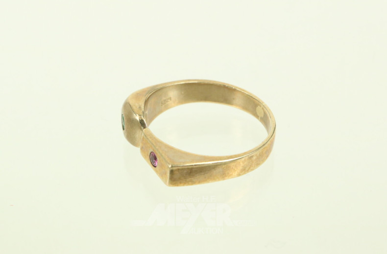 Damenring, besetzt mit 2 kl. Farbsteinen