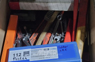 Pos. Hand- und Montagewerkzeug sowie 1 Refraktormeter