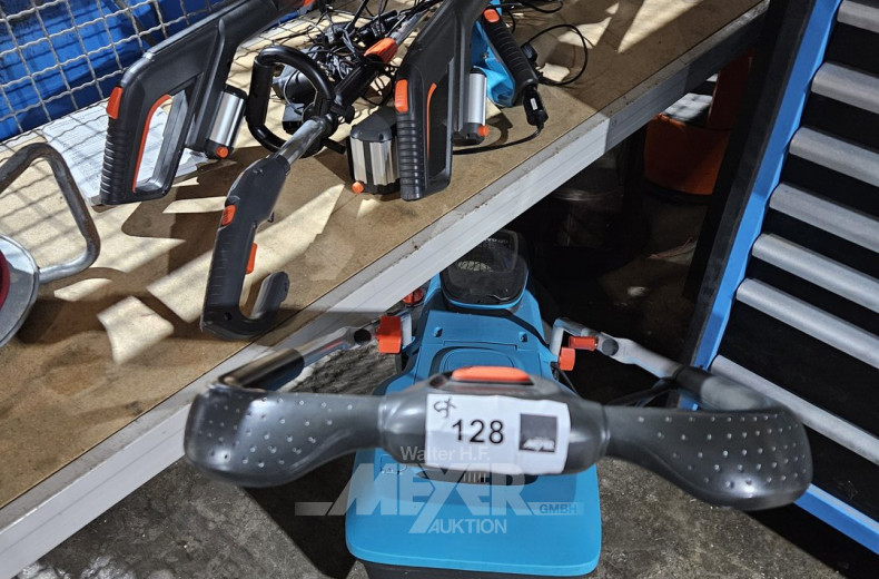 Akku-Gartenset, inkl. Akku-Rasenmäher, 2 x Akku-Kantenschneider, 1 x Unkrautbrenner, 1 x kl. Kantenschere