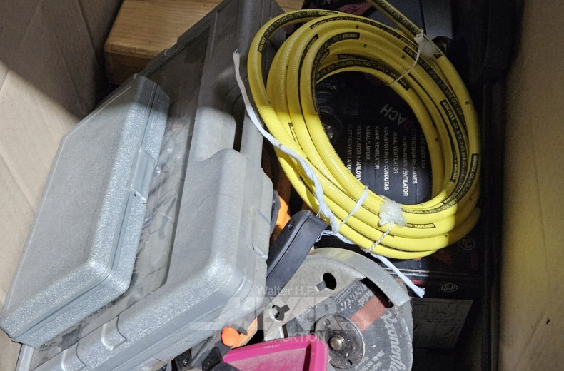 Pos. Hand- und Montagewerkzeug, u.a. Schnell-Spannzwingen, Kopflampe, Schraubendreherset, Druckschlauch etc.