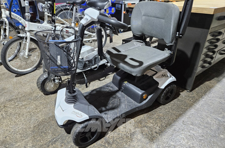 Elektro-Rollstuhl / Seniorenmobil, faltbar