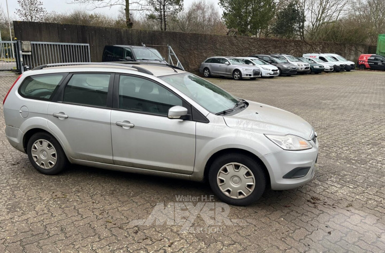 Ford Focus Kombi, silber