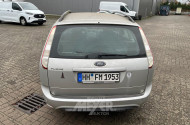 Ford Focus Kombi, silber