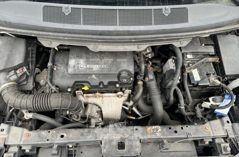 Opel Zafira Tourer Active, grau