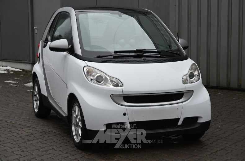 Smart fortwo Coupé MHD, weiß