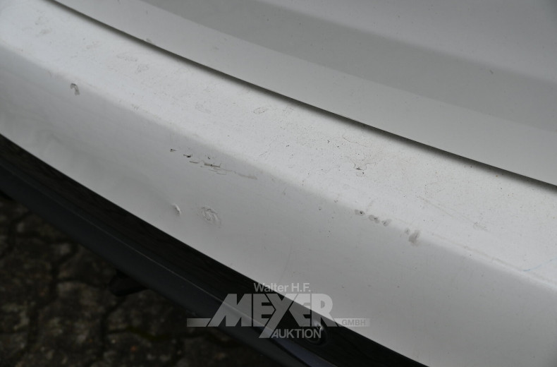 Mercedes-Benz E 63 AMG 4Matic+ T 9G-Tronic, polar white