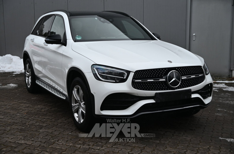 Mercedes-Benz GLC 300de 4Matic 9G-Tronic AMG line, polar white