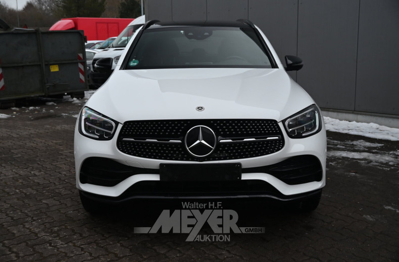 Mercedes-Benz GLC 300de 4Matic 9G-Tronic AMG line, polar white