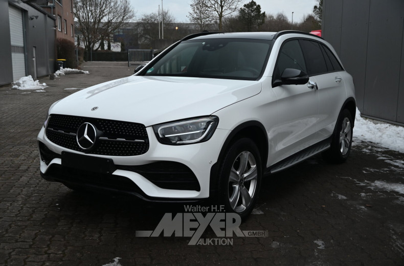 Mercedes-Benz GLC 300de 4Matic 9G-Tronic AMG line, polar white