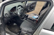 Opel Corsa, silber