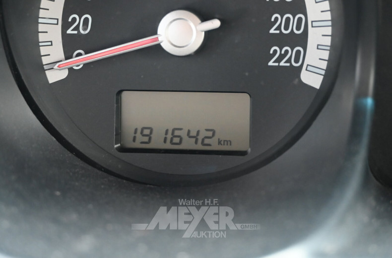 KIA Sportage, silber