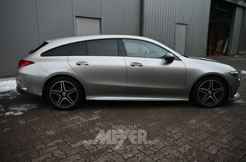 Mercedes-Benz CLA200 Shooting Brake 7G-DCT AMG Line, mojave silber metallic