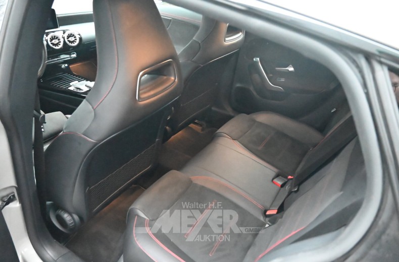 Mercedes-Benz CLA200 Shooting Brake 7G-DCT AMG Line, mojave silber metallic