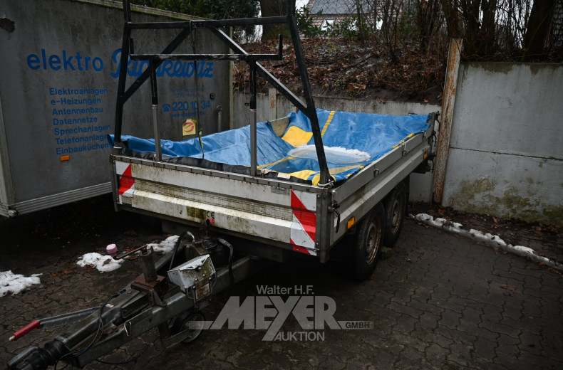 Anhäner, offener Kasten