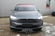 Tesla Model X, grau