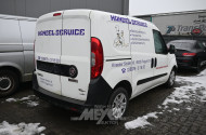 Fiat Doblo Kastenwagen, weiß, teilfoliert