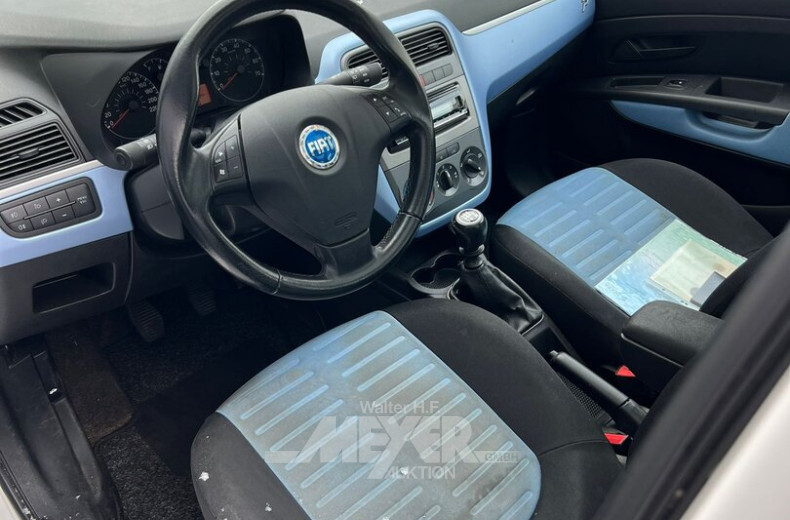 Fiat Punto, cremeweiß