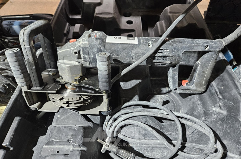 gr. Mauerschlitzfräse im Koffer