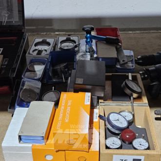 gr. Pos. Messmittel und Messuhren, ca. 25 Stck.