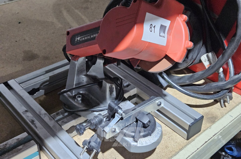 Sägeketten-Schleifgerät auf Alu-Ständer