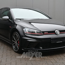 Los 239: Volkswagen Golf GTI BlueMotion Technology DSG Clubsport, deep black perleffekt