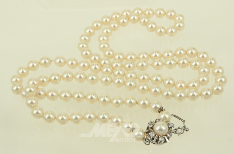 lange Perlenkette mit Metallschließe und farblosen Steinen, Modeschmuck