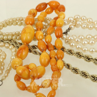 Bernsteinkette, 1-reihig im Verlauf