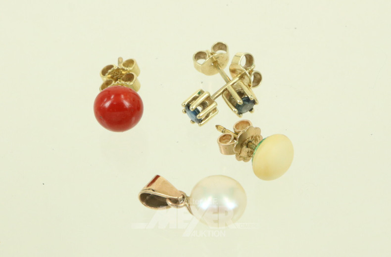 4 Ohrstecker in 333 u. 585 GG, sowie 1 Kettenanhänger mit Perle in 333 GG