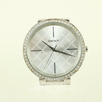 Herrenarmbanduhr mit Box