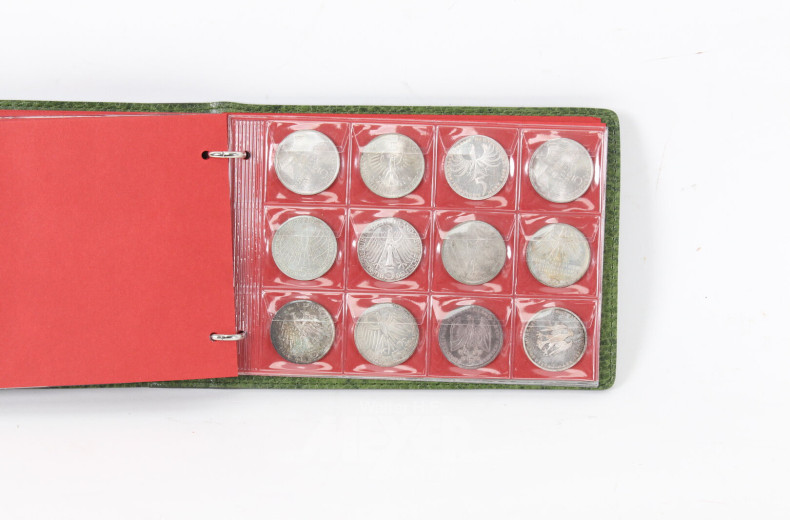 kl. Münzalbum mit Kleinmünzen u. BRD D-Mark