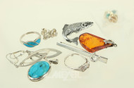 Posten Silberschmuck, u.a.  Anhänger, Ohrringe, Ringe etc.