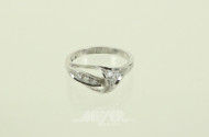 Ring mit 6 kl. Brillanten von ges. ca. 0.15ct