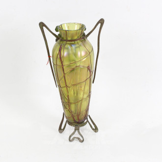 Jugendstilvase mit Metallmontierung