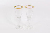 2 gr. Pokalgläser mit Goldrand