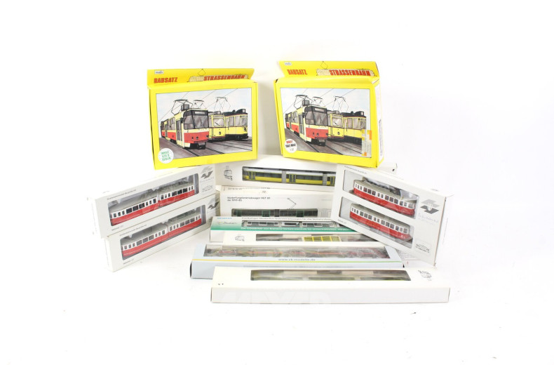 Konvolut Modell-Straßenbahnen, geöffnete OVP, ca. 39 Stück, bespielt
