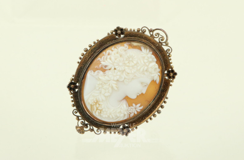 antike Brosche mit Muschelkameè, vermutl. Schaumgoldfassung
