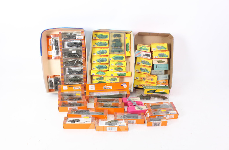 Konvolut versch. Modell-Militärfahrzeuge u.a. ESPEWE, OVP, ca. 65 Stück