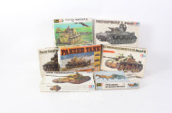 Militär-Modellbausätze, ca. 13 Stück: TAMIYA, REWELL, etc. nicht auf Vollständigkeit geprüft