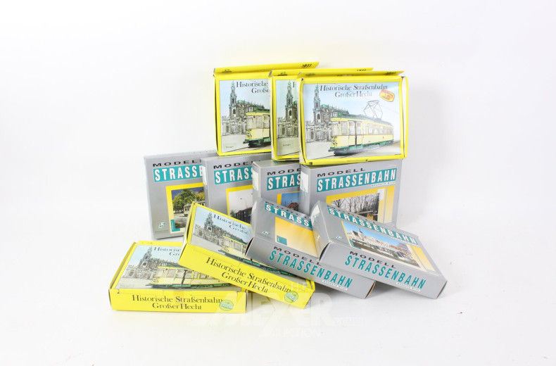 ModellStraßenbahn-Bausätze, etc. ca. 10 Stück, nicht auf Vollständigkeit geprüft