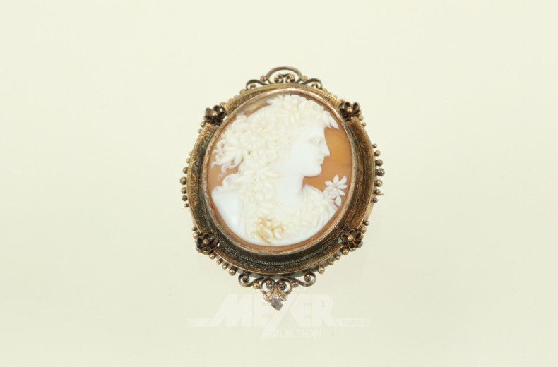 antike Brosche mit Muschelkameè, vermutl. Schaumgoldfassung