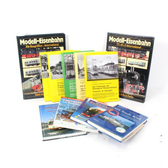 gr. Posten Bücher, Bildbände: Straßen- und Eisenbahn, Militaria, etc.
