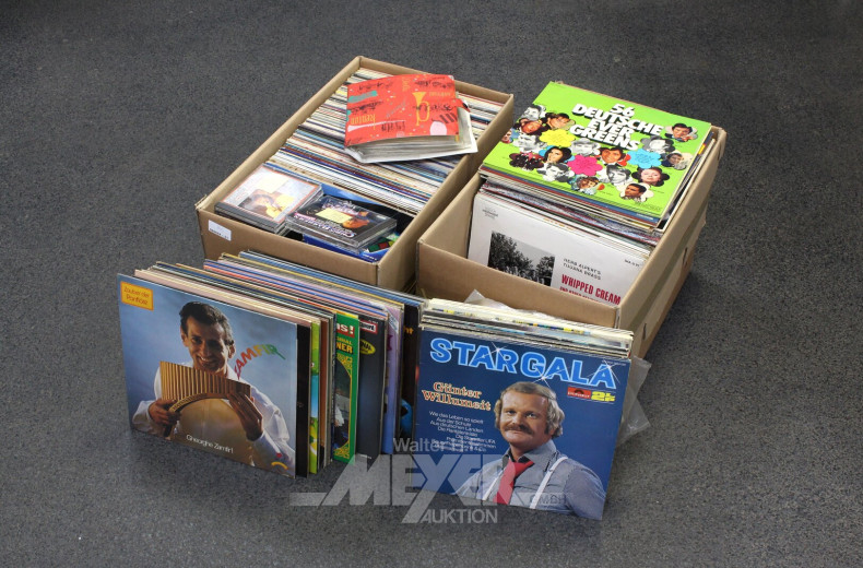 Posten Schallplatten und CD's in 3 Kartons