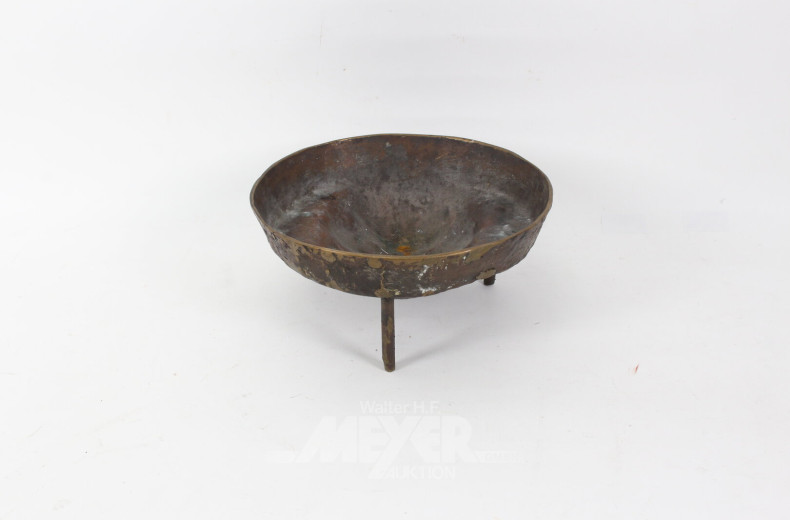 Fuß-Schale, Metall, in Maskenform