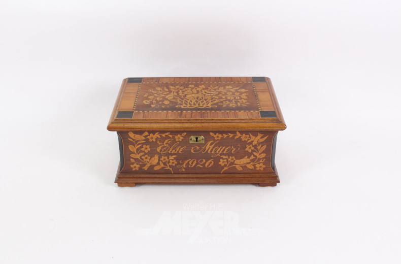 Holzschatulle intarsiert